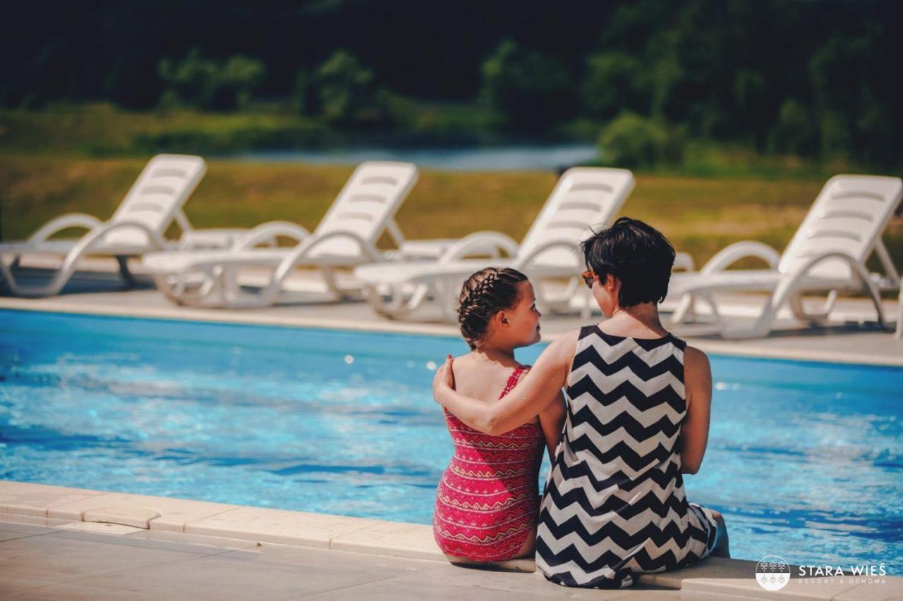 Resort Stara Wies Załęcze Małe Bagian luar foto
