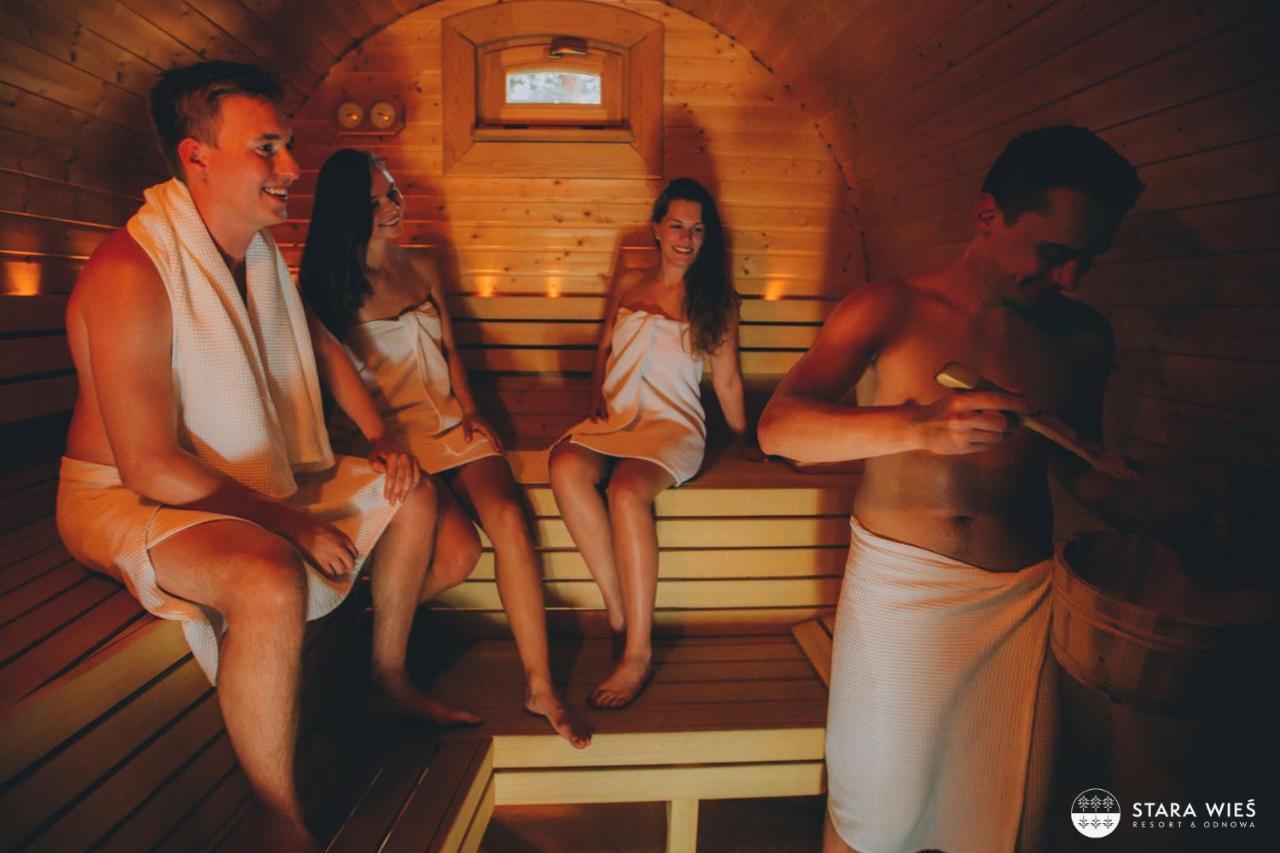 Resort Stara Wies Załęcze Małe Bagian luar foto