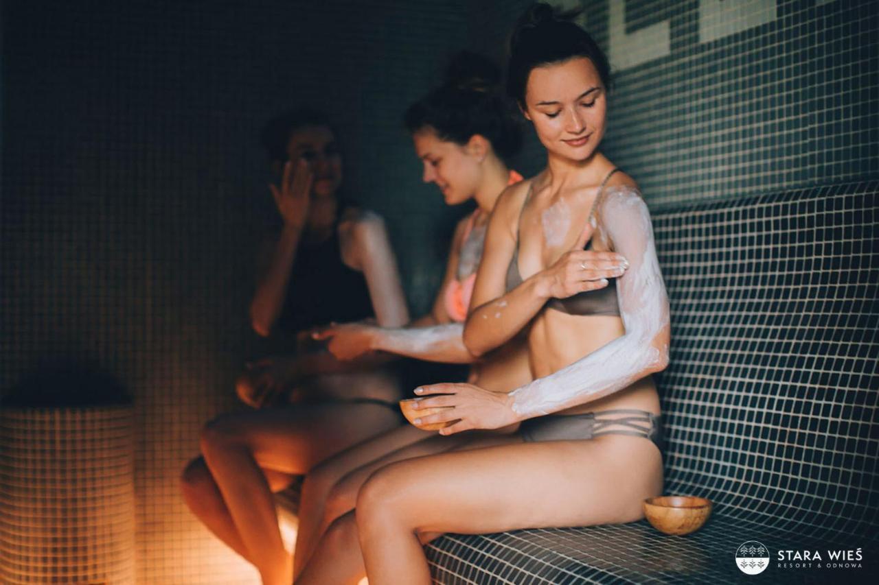 Resort Stara Wies Załęcze Małe Bagian luar foto